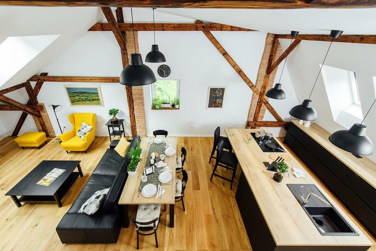 Loft V Historickom Centre Trenčín Exteriér fotografie