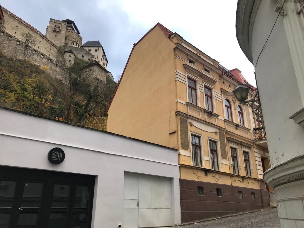 Loft V Historickom Centre Trenčín Exteriér fotografie